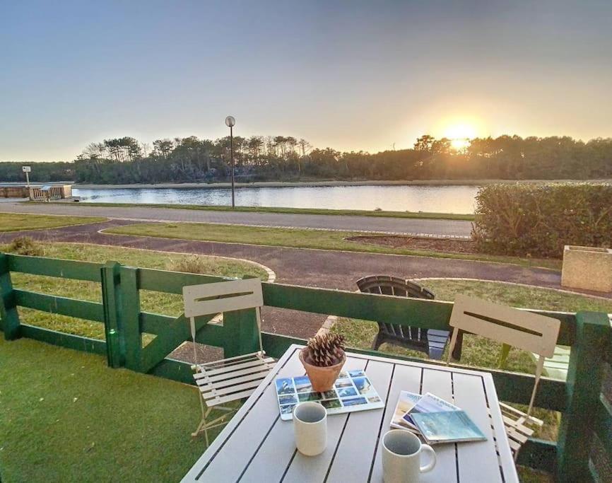 S- Lac 02-Soustons Appartement 4 Personnes Au Bord Du Lac Marin 뷰부코레방 외부 사진